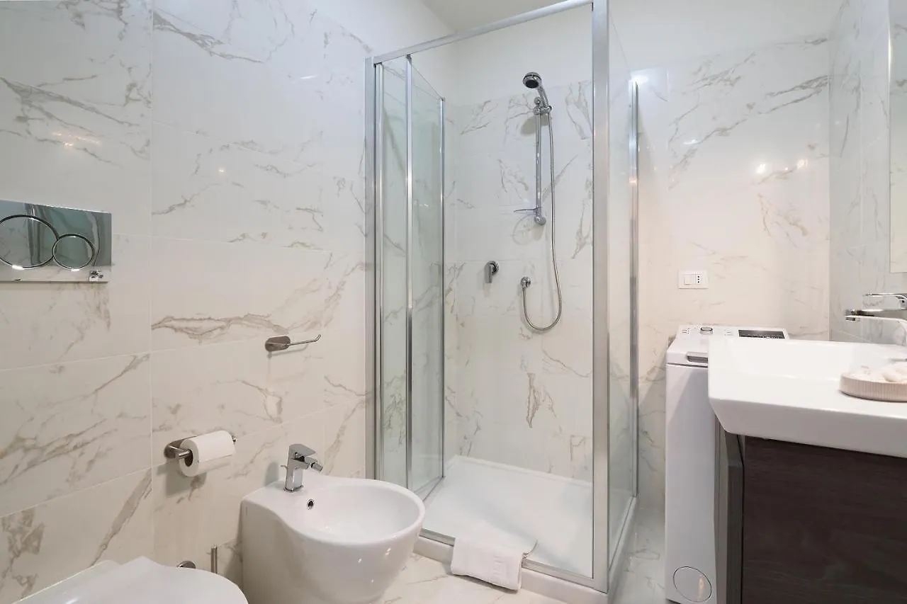 Duomo Luxury Apartment - One Bed Mailand